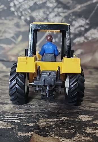 New Ray Toys Co. Ltd RZ-1 Push Tractor - Picture 5 of 8