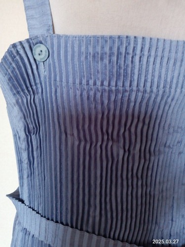 Vestido Issey Miyake pliegues please delantal azul volantes de Japón - Imagen 2 de 4