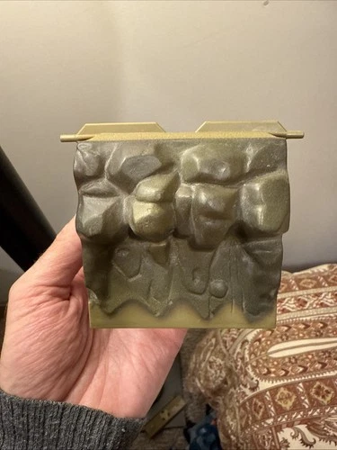 Nice! Vintage 1985 MOTU Horde Fright Zone Unbroken Trap Floor  Accessory Part