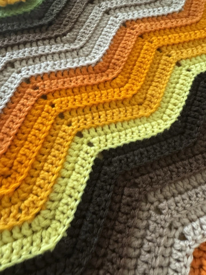 复古钩针阿富汗扔毯 60x50 橙色流苏 Zig Zag 手工制作 — 第 4/4 张图片