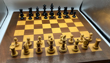 Magnifique jeu d’échecs Chavet ancien, très bon état.