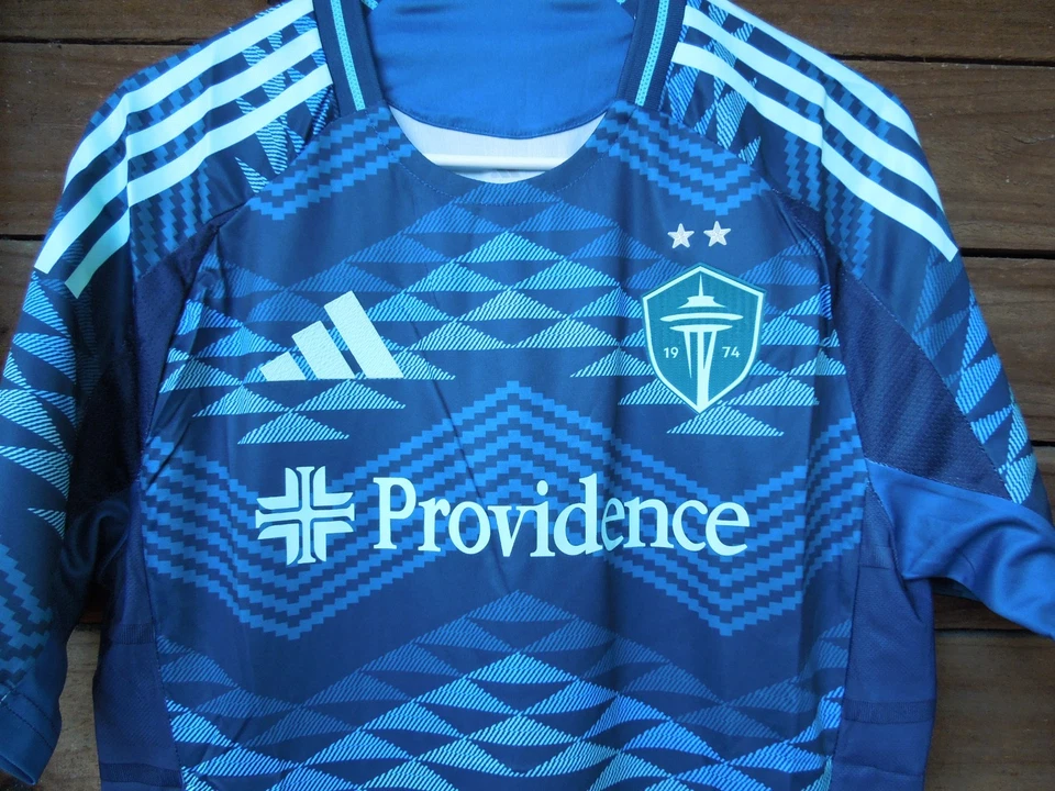 Seattle Sounders "Water is Life" special edition jersey, large, adidas - Image 2 of 4