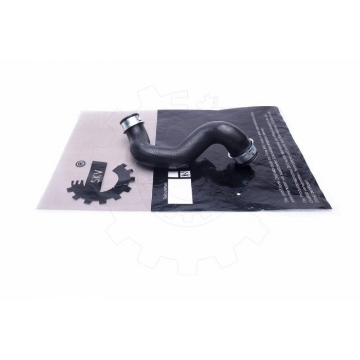 Tuyau de radiateur 2045011782 de qualité supérieure pour circuit de refroidissement Classe GLK