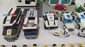LEGO CITY: Police Headquarters (7744) Lot 108 Figures 60021 7034 7288 + Extras