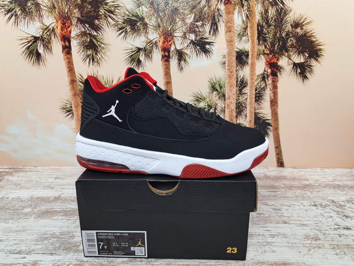 Air Jordan Max Aura 2 GS Black Gym Red Sneakers CN8094-016 Size 7Y
