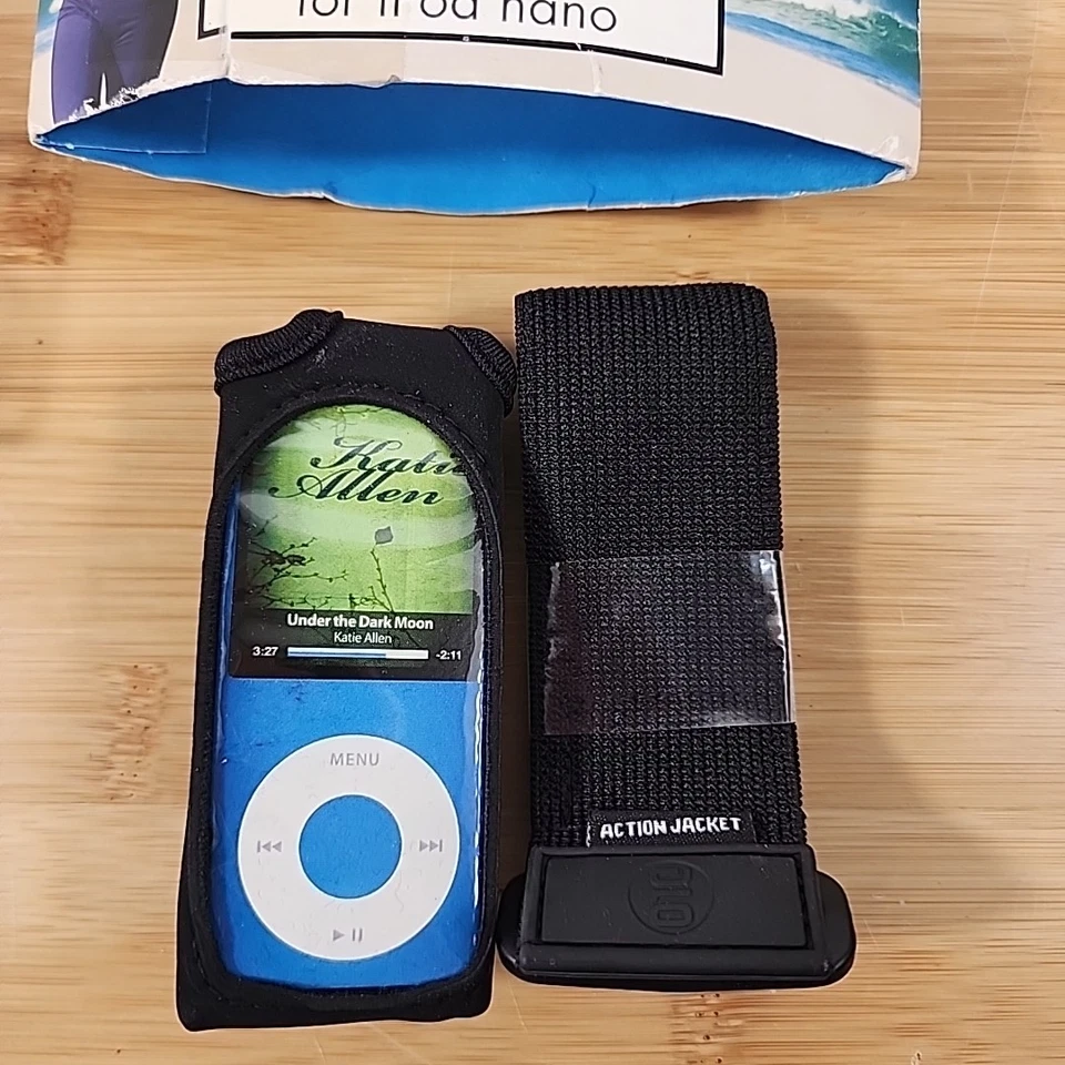 DLO Action Jacket Estuche de Neopreno con Brazalete para iPod Nano, Negro Foto 2 de 4