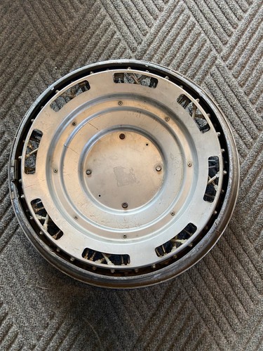VINTAGE LINCOLN MARK CONTINENTAL TOWN CAR HUBCAP 15" 1975-1981 #(L1) - Picture 4 of 4