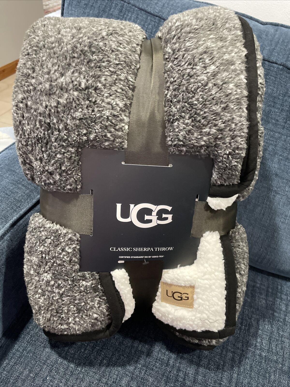 UGG クラッシックシェルパ グレーブランケット-