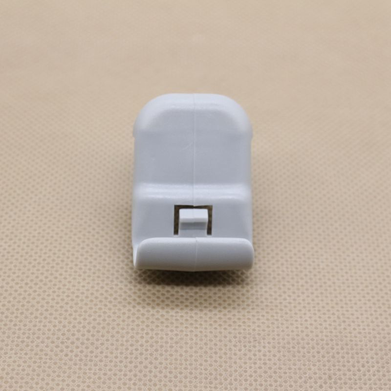 1Pcs Gray Sun Visor Clip Holdor Hook LC6269261B77 For Mazda 3 5 6 CX7