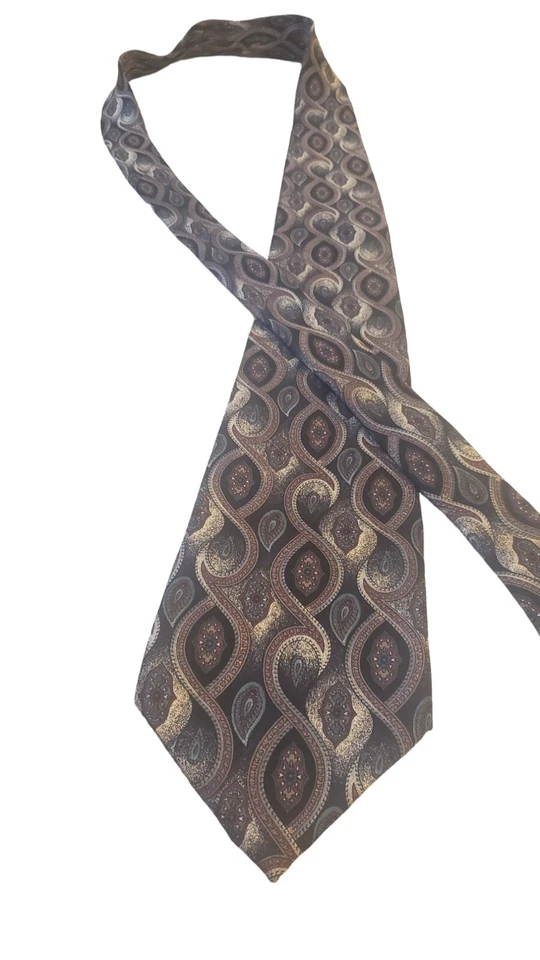 Corbata multicolor vintage Cambridge Classics Mervyns 100 % seda italiana Foto 3 de 4