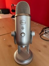 Blue Microphone Yeti Usb Desktop - Silver