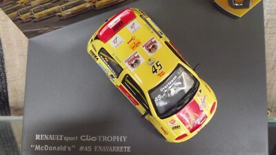 Renault Clio Cup Elf N°2 - Universal Hobbies 1/43 - En Boîte