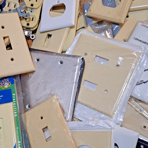 Lotto Cassetti Spazzatura Forniture Elettriche Copri Prese Interruttori Nastro - Foto 6 di 11