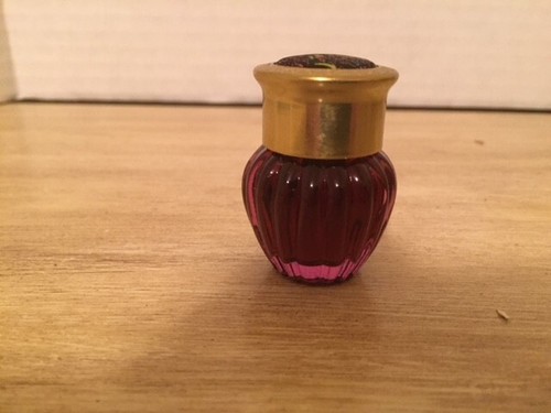 AVON Petit Point Bottle with Original Box - Picture 3 of 4