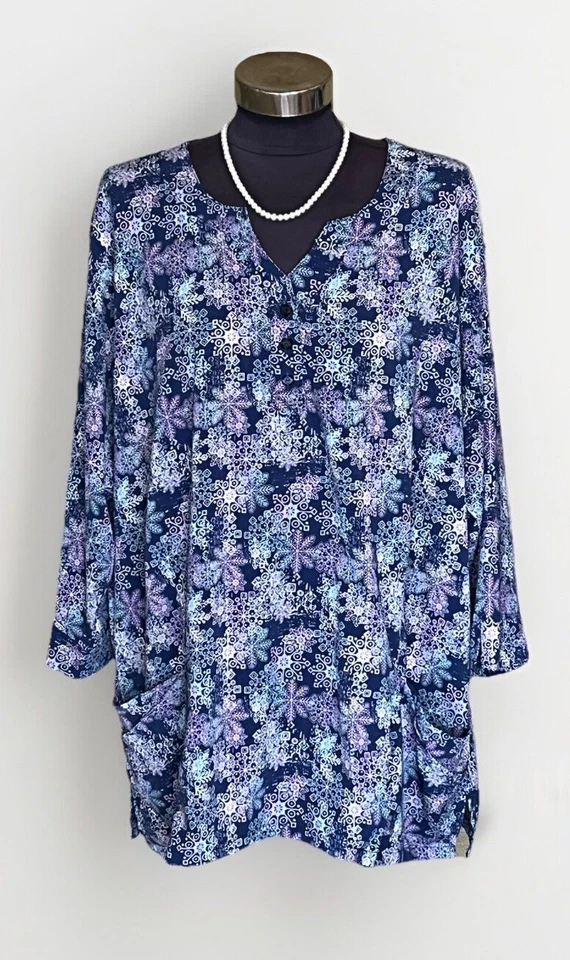 UA Butter Soft Scrub Top Lot Of 4 Womens 2X 2XL Blue Floral Paisley - Image 3 of 4