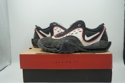 Nike Air Worm Ndestrukt - Black/White-Varsity Red (1996)
