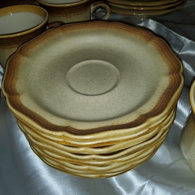 Mikasa Whole Wheat/Jardiniere 8 Servings Sets (32 pcs) E8000