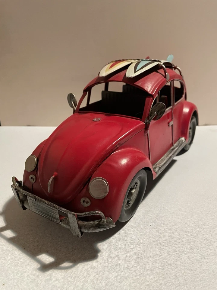 Escultura de coche de hojalata estilo VW Volkswagen Beetle con tablas de surf - 12 pulgadas Foto 3 de 4