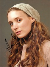 Rooney Mara autograph signed 20x27 cm picture