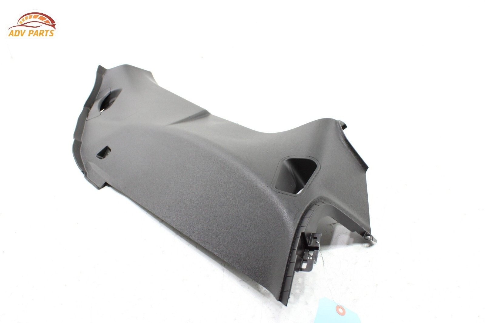 17-20 MASERATI LEVANTE REAR RIGHT C PILLAR LOWER QUARTER TRIM COVER PANEL OEM