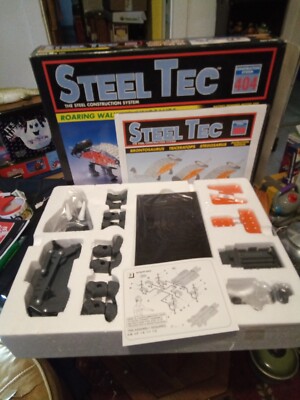 Remco Steel Tec #404 Roaring Walking Dinosaurs 399 Parts  Remco 1993