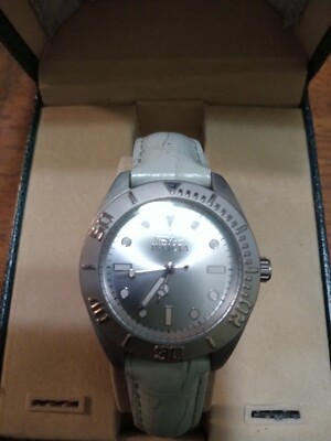 Invicta Women