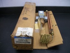 JOHNSON CONTROLS V47AE-1 SIZE 1-1/4" WATER VALVE V47AE-1C 75-135 DEG F NIB