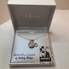New Disney 90 Yrs Of Mickey Mouse Silver Plated Swarovski Crystal Chain Necklace