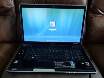 Toshiba Satellite Massive Notebook Large Screen 18.4'' P505D S8930 w Power Cord