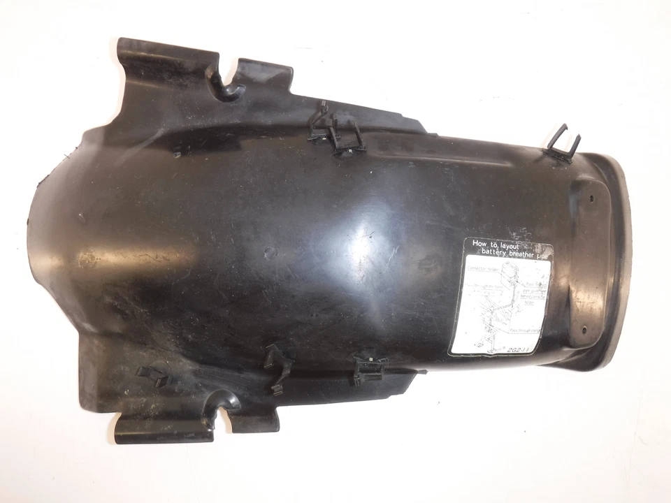 Yamaha XS850S 1980 GUARDABARROS TRASERO GUARDABARROS GUARDABARROS 3J2-21629-01-00 interior Foto 2 de 4