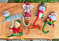 VTG 1980s Sun Hill Industries Plastic Christmas Stocking Hangers Lot Of 6