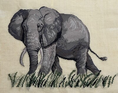 Preworked Center Work ELEPHANT Needlepoint Canvas Petit Point 11.5x8.75'' 3400
