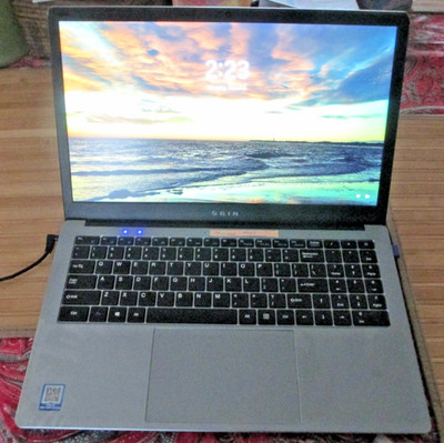 SGIN M15-N 15.6'' HD Celeron N4000 1.1GHz Intel Windows 11 4GB RAM Mouse 16GB Mic