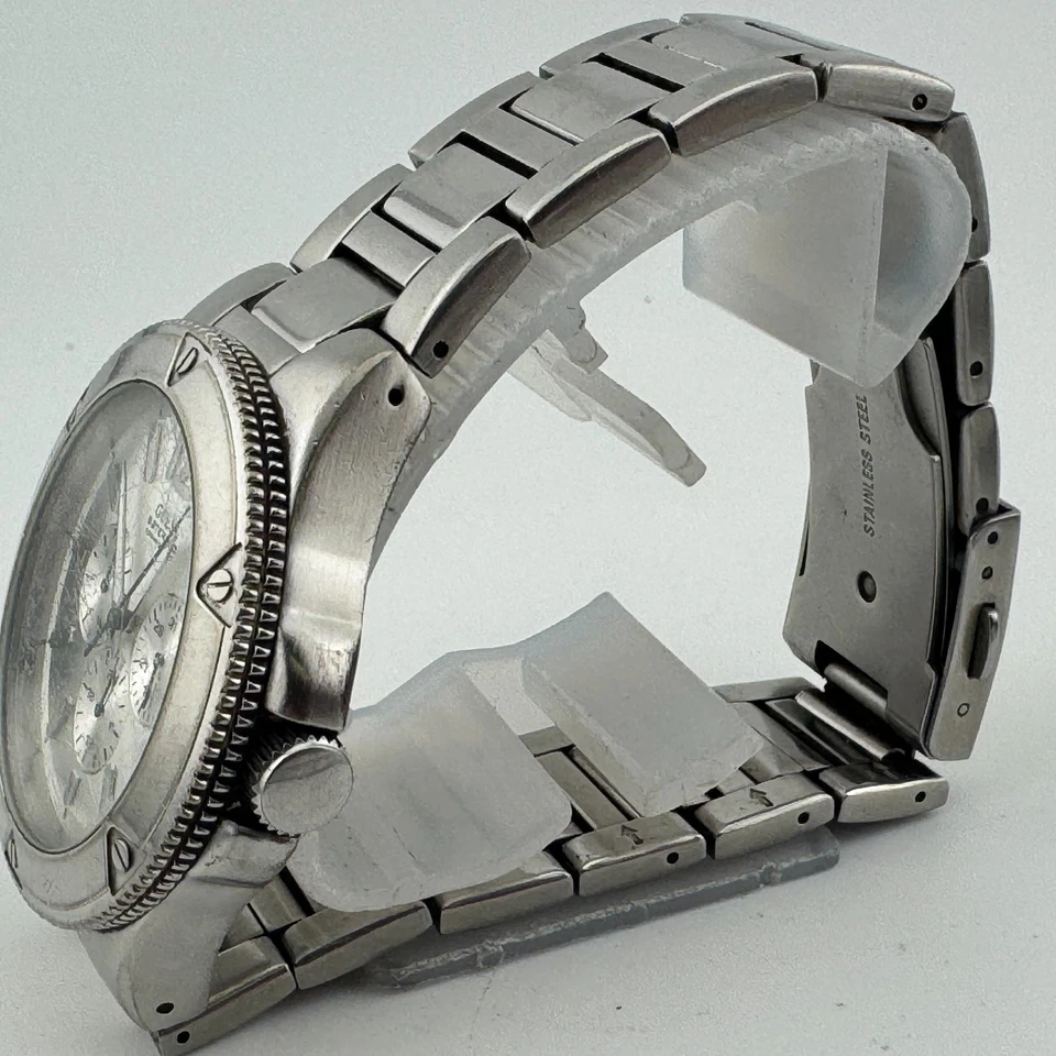 Guess Quartz Watch G96059G Men 100m Silver Fixed Bezel Day Date New Batter 8.25" - Image 4 of 4