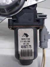 Lève vitre Peugeot 106