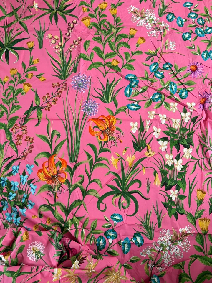 Tela Oscar de La Renta Deadstock Floral Rosa Algodón Popelina 4.5 Yardas Foto 2 de 4