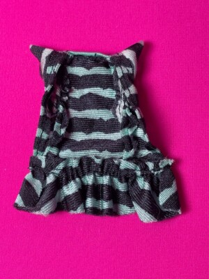 Monster High Art Class Skelita Calaveras Puppe Top 2013 - BDF14 grün schwarz
