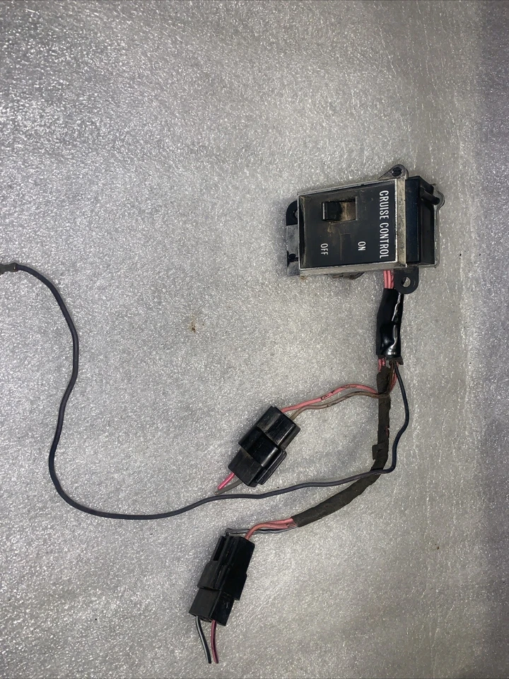 1971 1972 1973 CADILLAC DEVILLE FLEETWOOD ELDORADO CRUISE CONTROL DASH SWITCH - Image 2 of 4