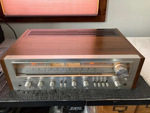 Vintage Pioneer SX-750 AM/FM Stereo Receiver for REPAIR