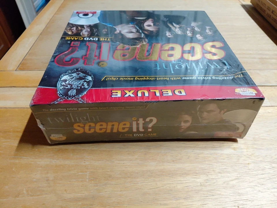 Twilight Scene it? Deluxe Edition 2009 DVD Board Video Game Vampires Gifts NEW - Image 4 of 4