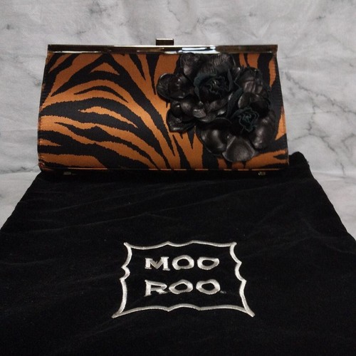 Moo Roo Rose Handtasche Geldbeutel Schwarz Rose mit Staubbeutel Neu ohne Etikett - Bild 10 von 10