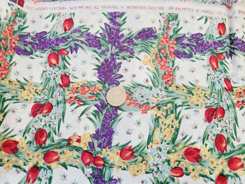 COTTON FABRIC RED TULIPS PURPLE FLOWERS ON WHITE BALSOM ERLANGER GROUP BTY - Afbeelding 2 van 4