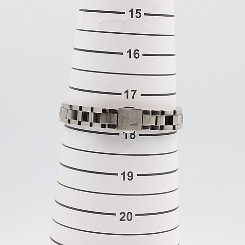 *NEAR MINT* SEIKO Lukia 1B25-0AC0 Solar RED Dial Round 29m Women Watch JAPAN - Picture 4 of 14