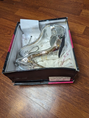 Ellie Shoes 507 Martini-Jewel Silver Ankle Strap Heels Size 7 New with Defects! - Picture 5 of 5