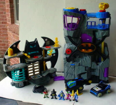 Imaginext DC Super Friends Batman Batcave Playset Batcopter