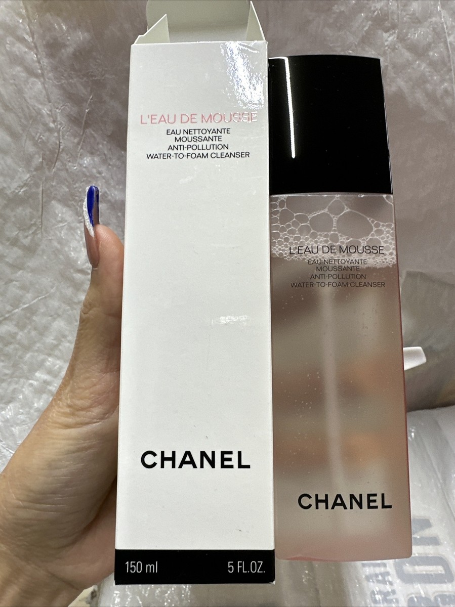 Chanel L'eau De Mousse Anti Pollution Water To Foam Cleanser