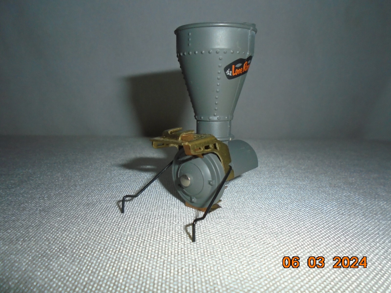 Click here to see eBay Auction