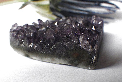 Schmuck-Stck Stein Herz MINERALIEN Handschmeichler Amethyst Druse - Picture 2 of 2