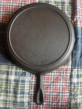 Vintage Birmingham Stove BSR Cast Iron Skillet With Heat Ring #7 10 1/8”
