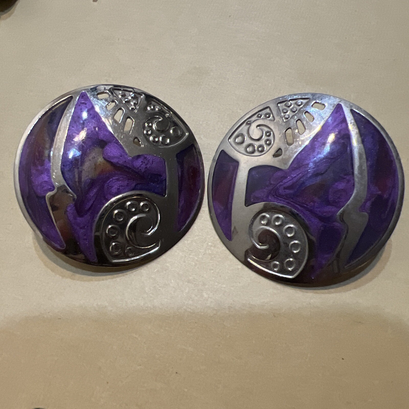 Picture 1 of 4